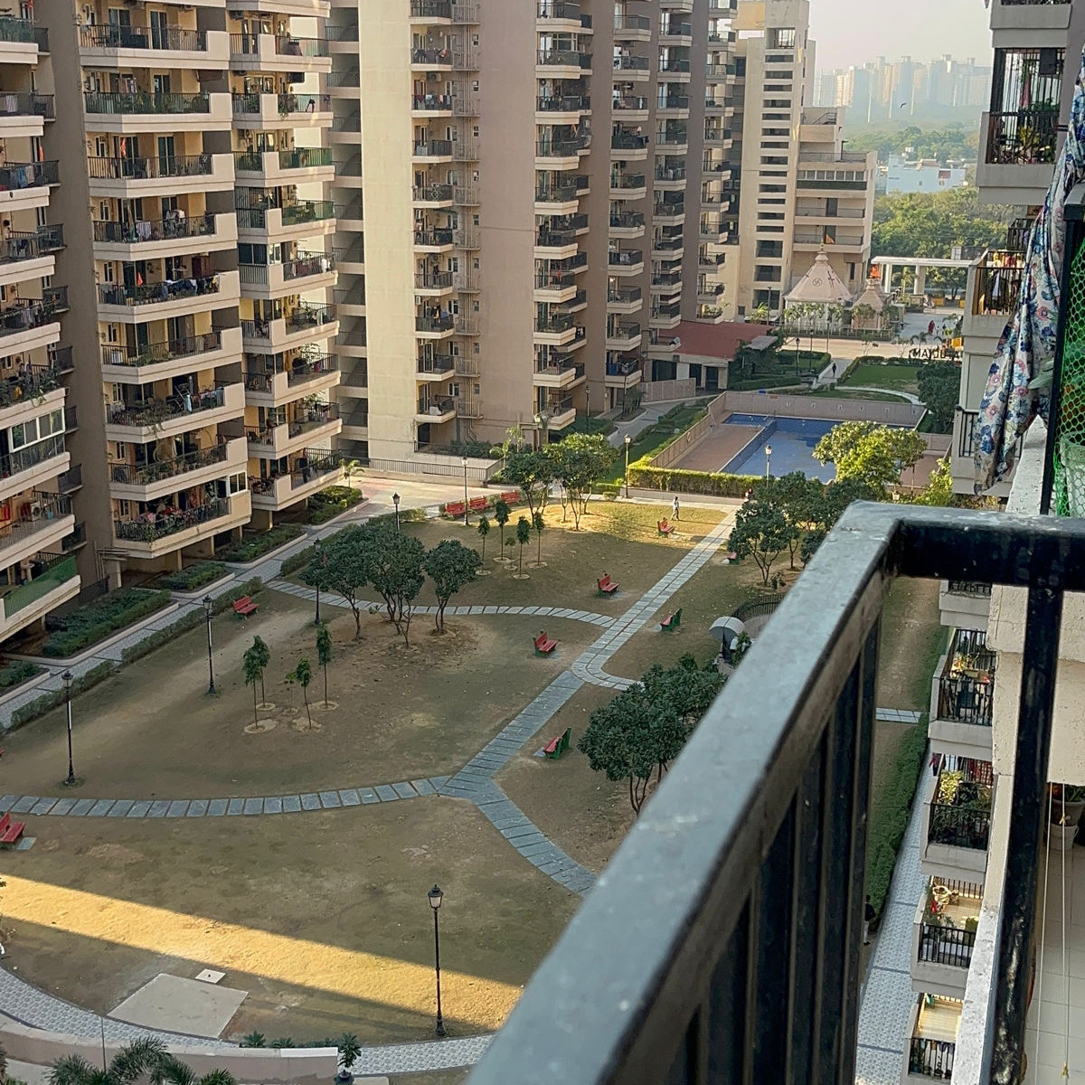 2 BHK Apartment For Rent in Gaur Atulyam