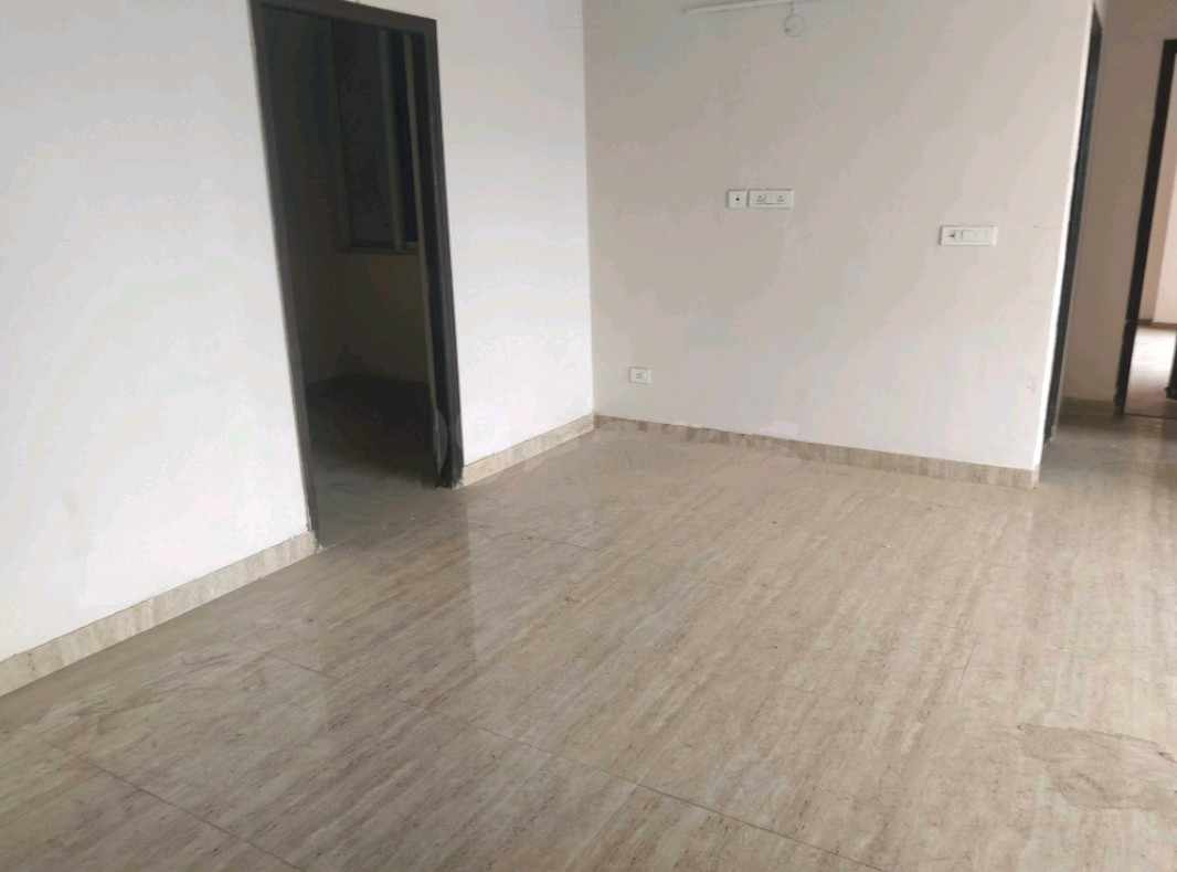 2 BHK + Study Room Apartment For Sale in Ajnara Daffodil