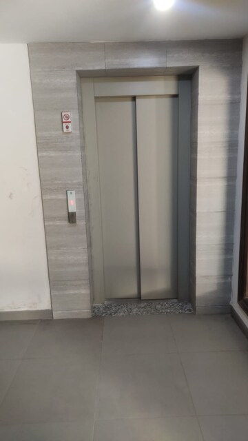 Building Lobby in 3 BHK Independent House at Sector 6 – for Rent