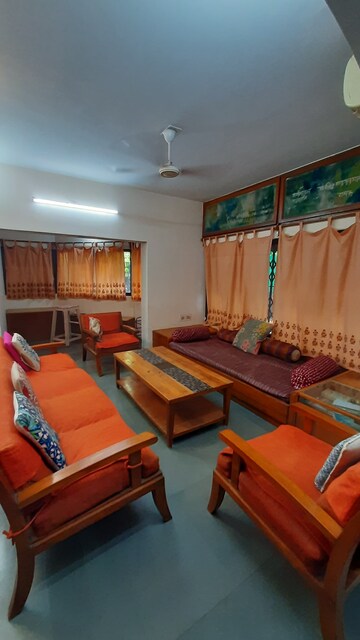 Living Room in 3 BHK Apartment at Satellite – for Rent