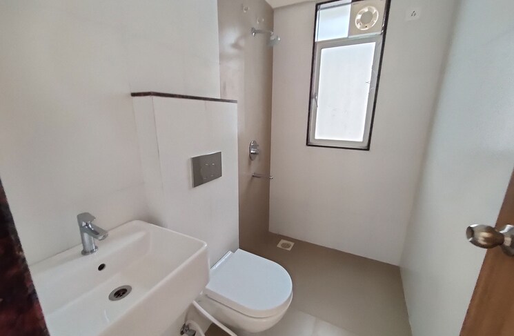 Bathroom, malad east Pg For Girls In Malad East 8622676