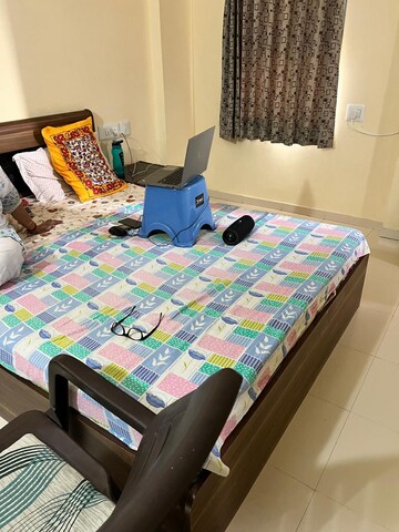 Bedroom in 3 BHK Apartment at Vishwanath Ishaan 2, Satellite – for Rent