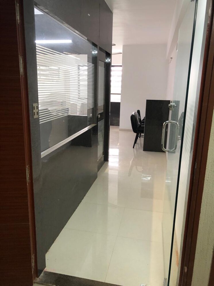 undefined, science city Commercial Office Space 705 Sq.Ft. In Science City Ahmedabad 8623524