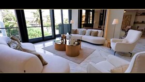 Master Bedroom in 4 BHK Apartment at DLH Dawn, Santacruz West – for Sale