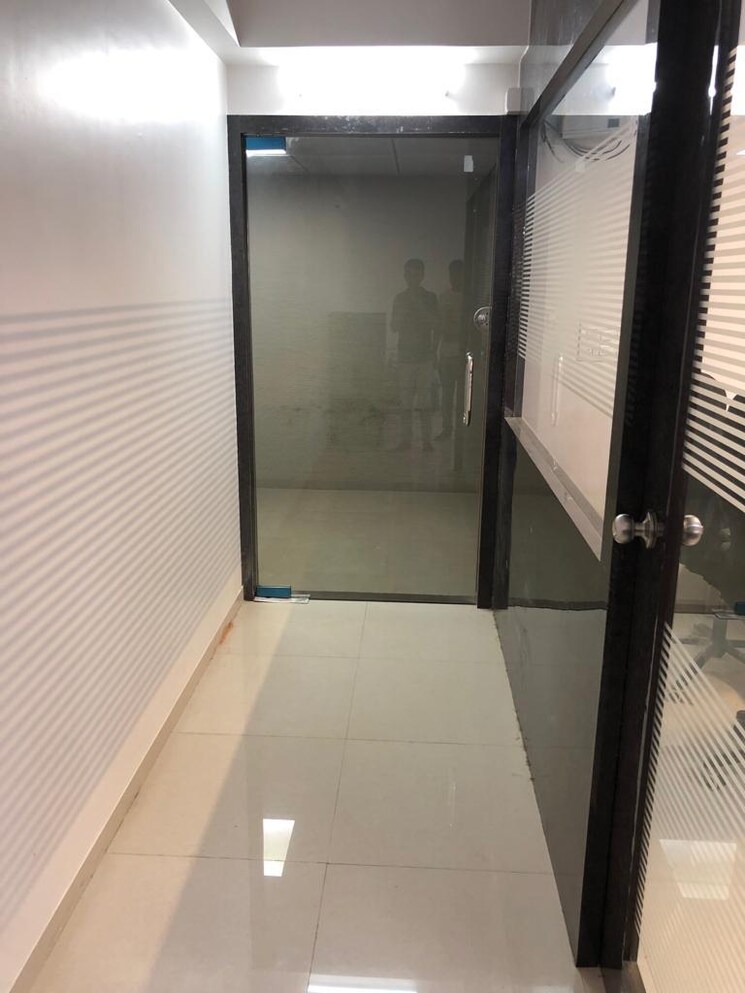 Balcony, science city Commercial Office Space 705 Sq.Ft. In Science City Ahmedabad 8623524