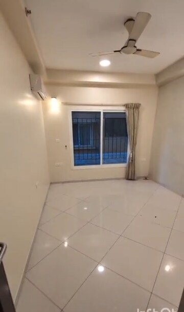 Room in 4 BHK Apartment at Sobha City Casa Paradiso, Nagareshwara – for Rent