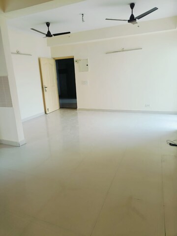 1 BHK Apartment For Rent in Maxblis Grand Kingston, Sector 75