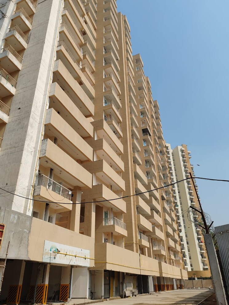 Exterior View, migsun-ultimo 4 Bedroom 1687 Sq.Ft. Apartment In Omicron Iii Greater Noida Greater Noida 8623635