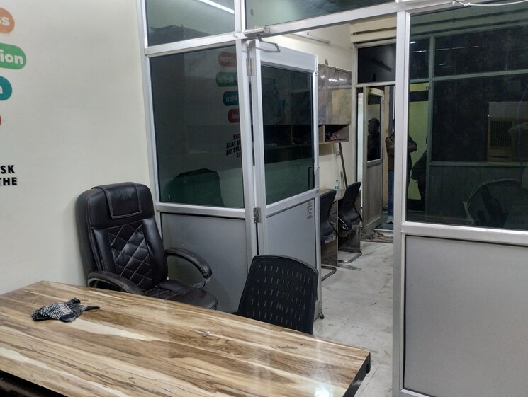 Floor Plan, bestfield Commercial Office Space 250 Sq.Ft. In Netaji Subhash Place Delhi 8623638