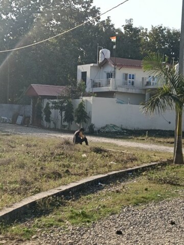  Land For Sale in Himmat Nagar