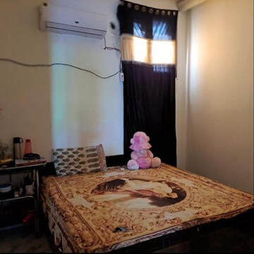  Pg For Rent in Sunny Enclave