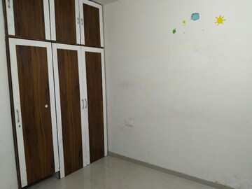 Room in 2 BHK Apartment at Lodha Casa Bella Gold, Dombivli East – for Rent