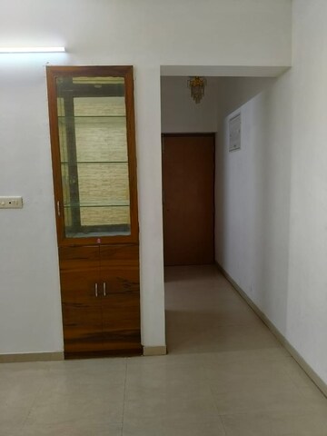 Room in 2 BHK Apartment at Lodha Casa Bella Gold, Dombivli East – for Rent