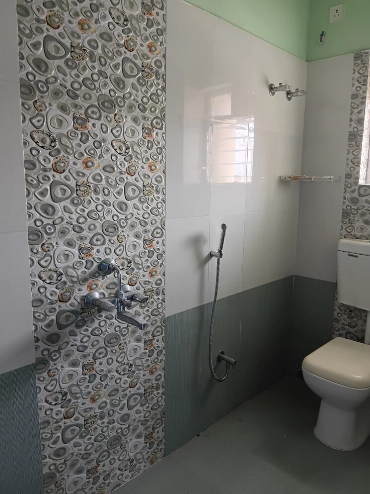 Bathroom, purbalok 2 Bedroom 850 Sq.Ft. Apartment In Purbalok Kolkata 8623713