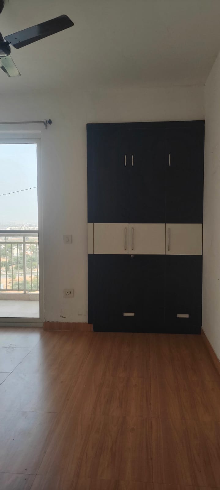 2 BHK Apartment For Rent in Mapsko Paradise