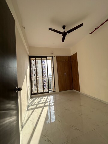 Room in 1 BHK Apartment at Lodha Casa Bella Gold, Dombivli East – for Rent