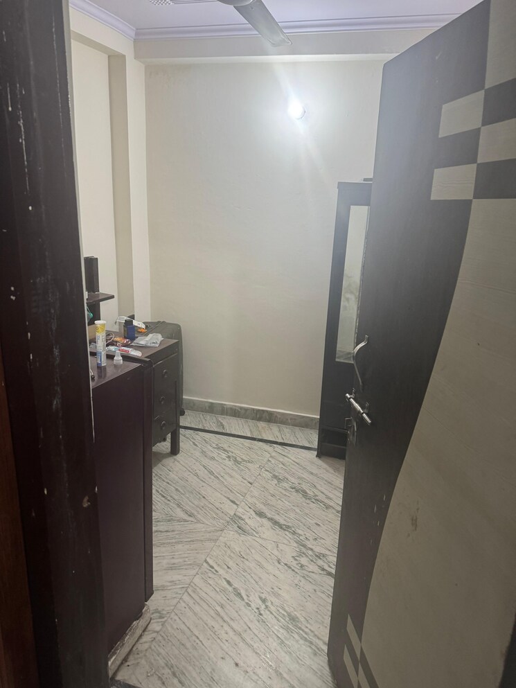 Master Bedroom, new ashok nagar 1.5 Bedroom 400 Sq.Ft. Builder Floor In New Ashok Nagar Delhi 8623749