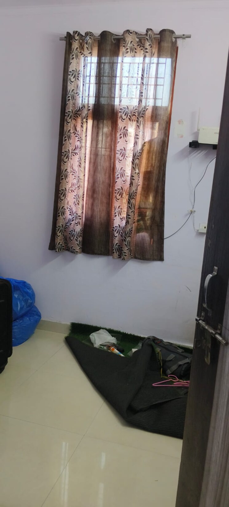 Living Room, new ashok nagar 1.5 Bedroom 400 Sq.Ft. Builder Floor In New Ashok Nagar Delhi 8623749