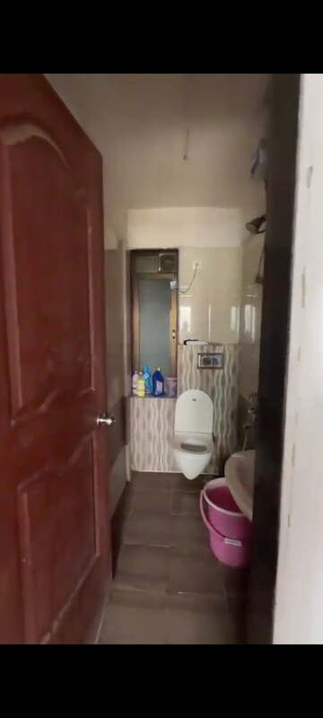 Bathroom in 1.5 BHK Apartment at Man Opus, Mira Road – for Sale