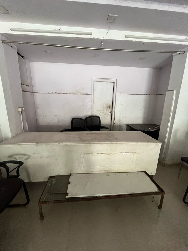 Team Area, shalimar-apartments-shalimar-garden Commercial Office Space 640 Sq.Ft. In Shalimar Garden Ghaziabad 8623757