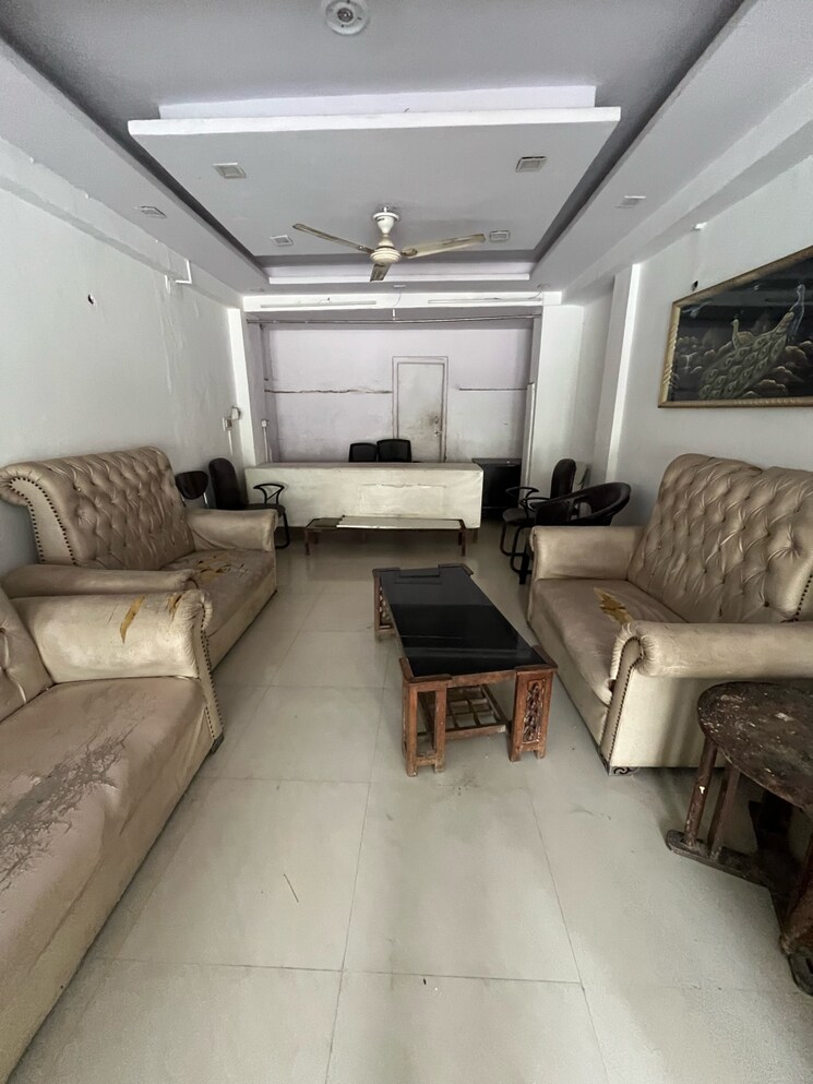 Living Room, shalimar-apartments-shalimar-garden Commercial Office Space 640 Sq.Ft. In Shalimar Garden Ghaziabad 8623757