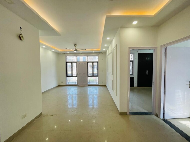 Room, sushant-lok-2 3 Bedroom 240 Sq.Yd. Builder Floor In Sector 57 Gurgaon 8623795