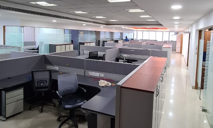 Office Space For Rent in Polaris Commercial