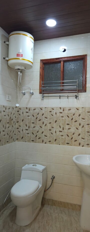 Bathroom in 2.5 BHK Builder Floor at New Ashok Nagar – for Rent