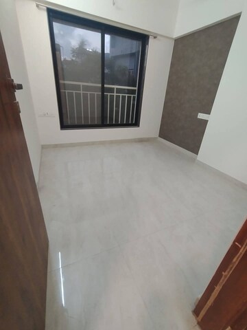 Room in 2 BHK Apartment at Andheri West – for Rent