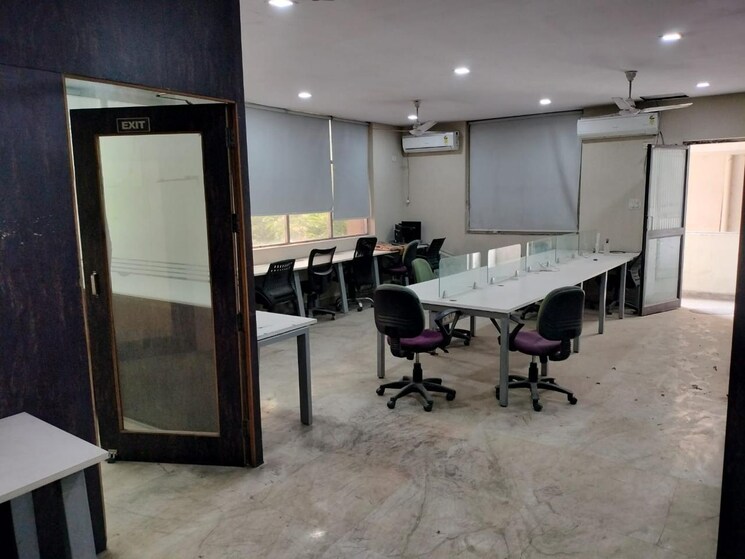 Team Area, sector 63 Commercial Office Space 2500 Sq.Ft. In Sector 63 Noida 8623858