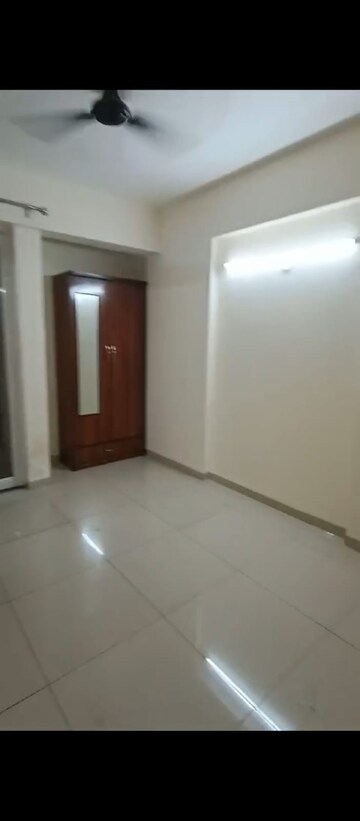 2 BHK Apartment For Rent in Wave Dream Homes, Wave City