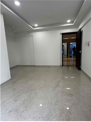 Room in 2 BHK Apartment at Shree Shashwat CHS, Mira Road – for Sale