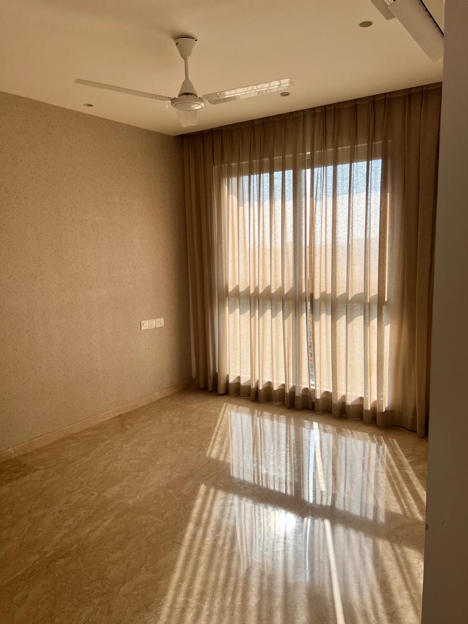 2 BHK Apartment For Rent in Hiranandani Castle Rock
