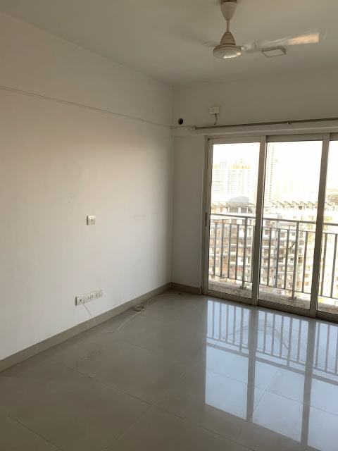 2 BHK + Extra Room Apartment For Sale in Piramal Vaikunth