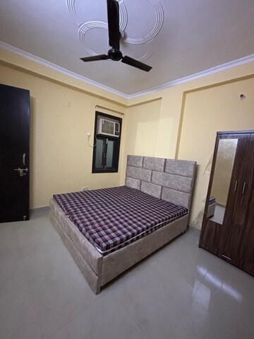 Bedroom in 2 BHK Builder Floor at Paryavaran Complex – for Rent