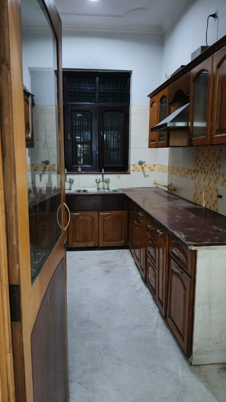 Kitchen, sector 15 3 Bedroom 3150 Sq.Ft. Independent House In Sector 15 Faridabad 8623966