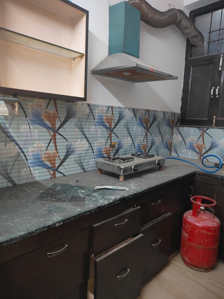 Kitchen, sector 46 2 Bedroom 150 Sq.Yd. Independent House In Sector 46 Gurgaon 8623996