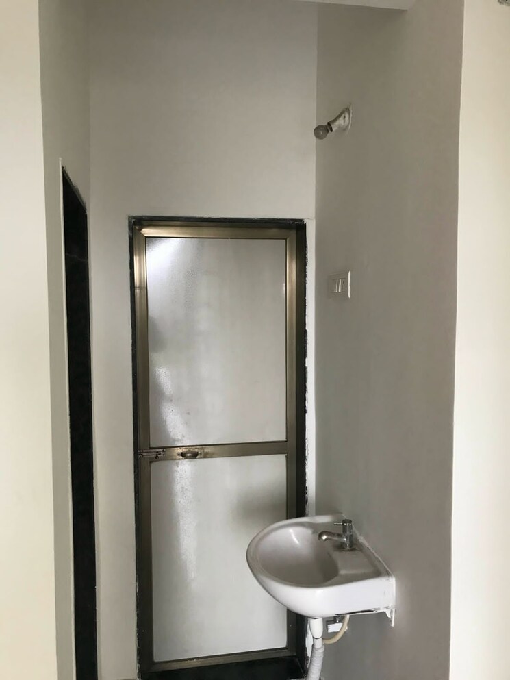 Bathroom, aswani-green-valley 1 Bedroom 500 Sq.Ft. Apartment In Wakad Pune 8624011