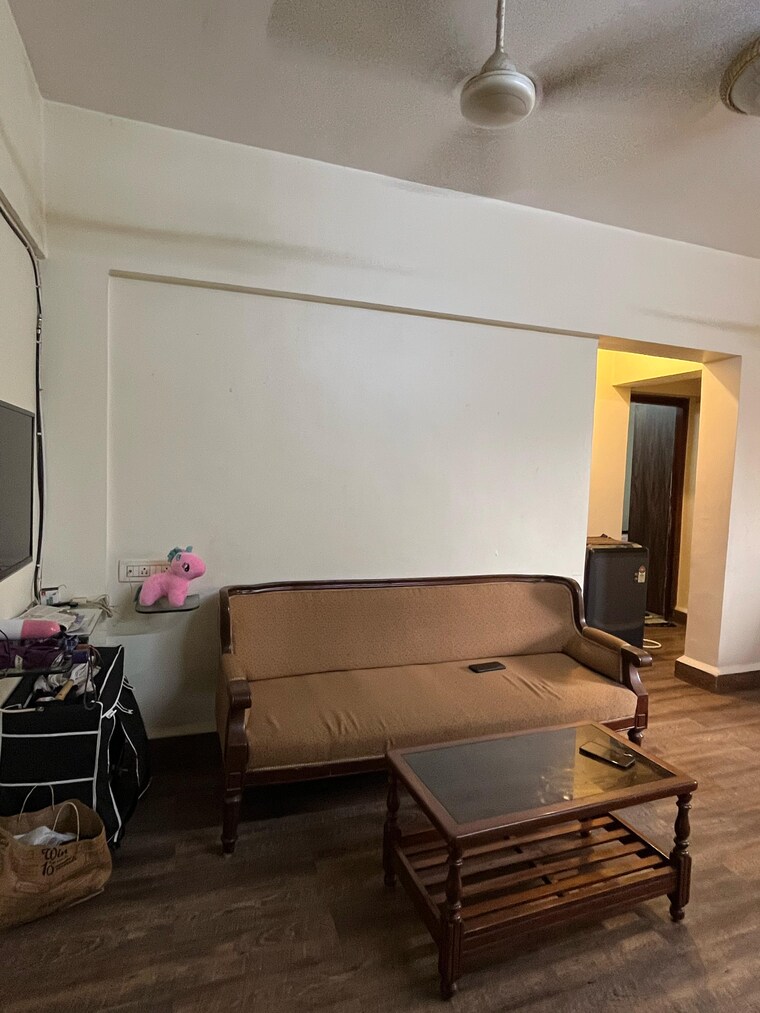 Living Room, bianca-tower 3 Bedroom 1250 Sq.Ft. Apartment In Andheri West Mumbai 8624033