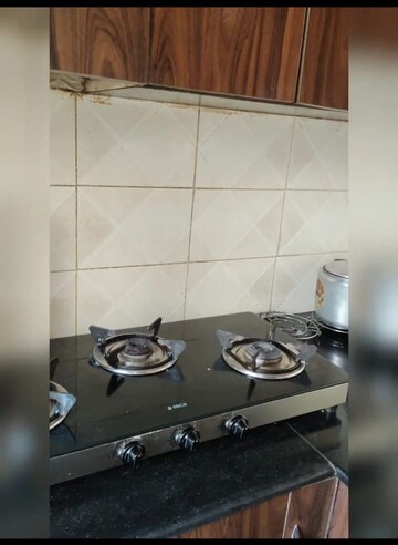 Furnished Amenities in 2 BHK Apartment at Bptp Park Floors ii, Sector 76 – for Rent