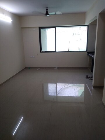 Living Room in 1 BHK Apartment at Rajlaxmi CHS Matunga, Matunga West – for Rent