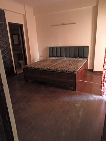 Bedroom in 3 BHK Apartment at Aims Golf Avenue II, Sector 75 – for Rent
