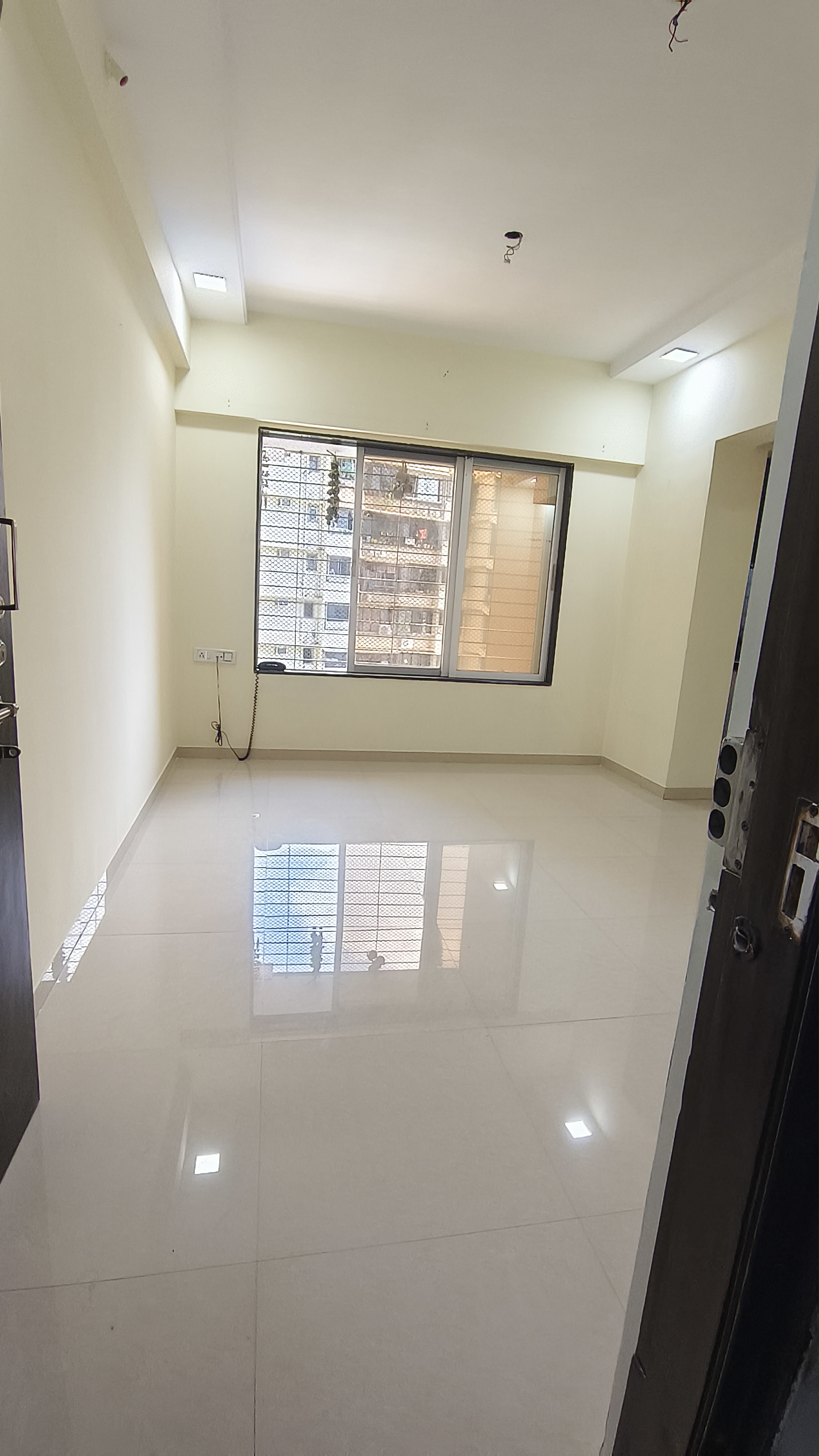 1 BHK + Extra Room Apartment For Rent in Silicon Park