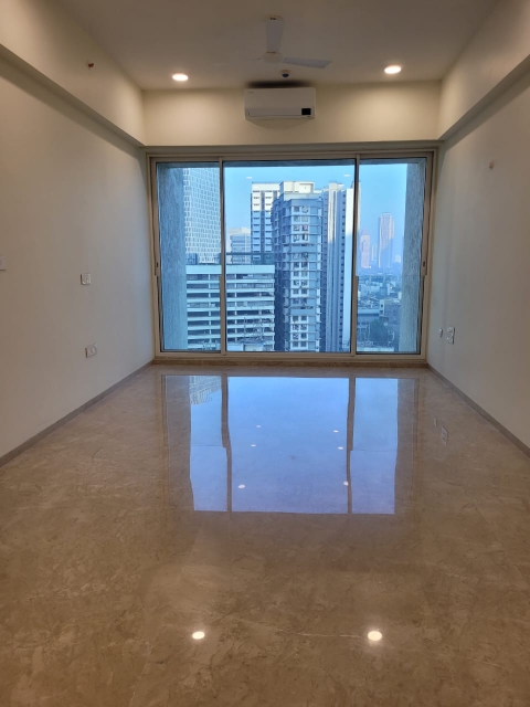 3 BHK + Servant Room 1300 Sq.Ft. Apartment in Raheja Imperia