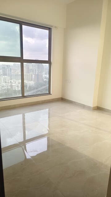 Room in 2 BHK Apartment at Rajesh Raj Infinia, Malad West – for Rent