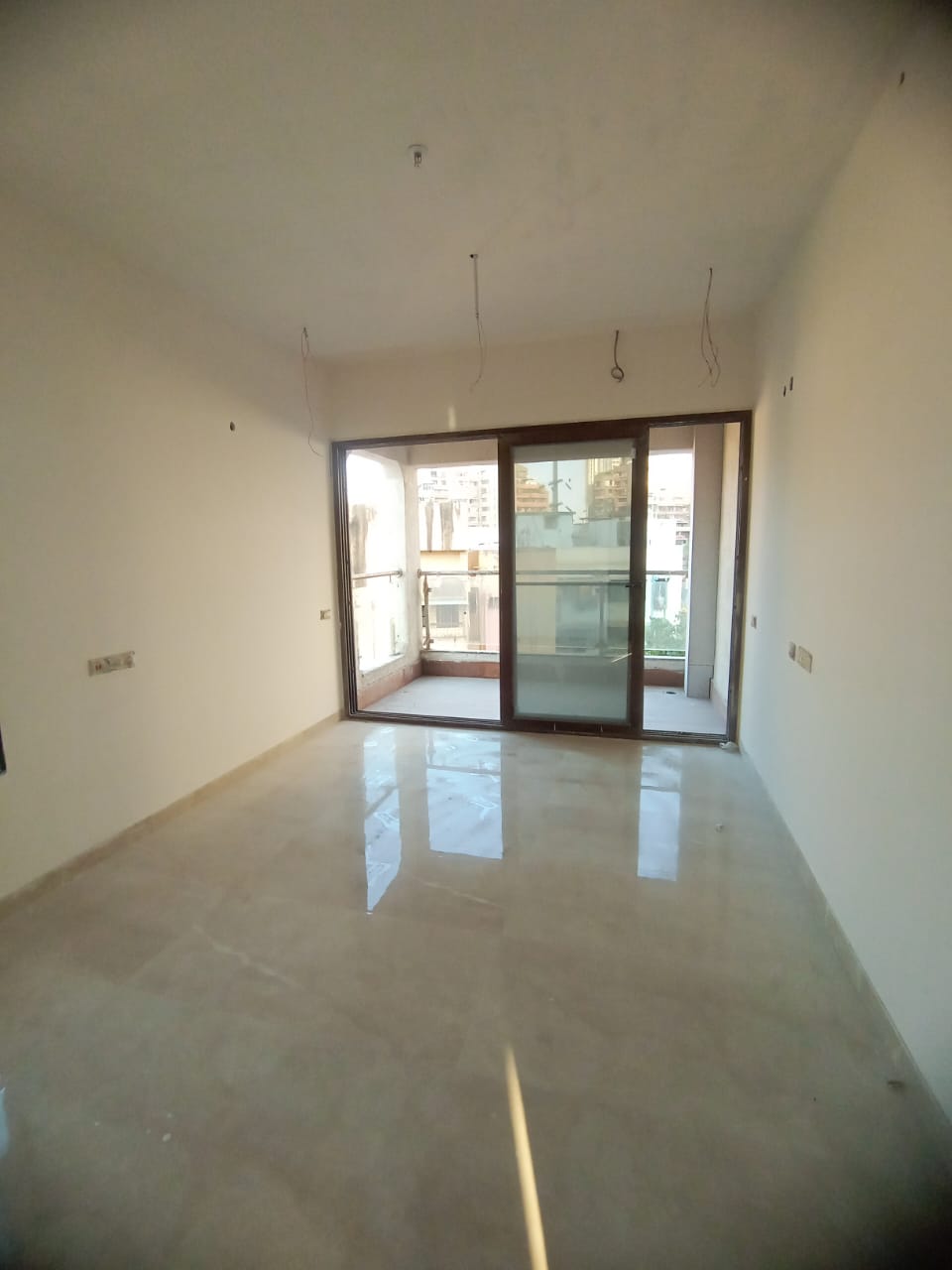 2.5 BHK 889 Sq.Ft. Apartment in Kalpataru Primus Residence