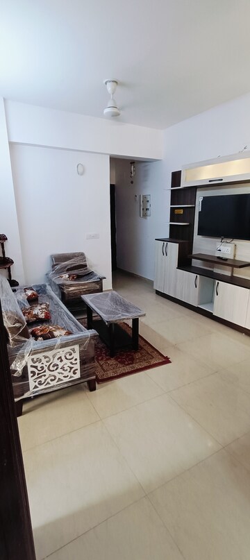 2 BHK Apartment For Rent in Shree Vardhman Mantra, Sector 67