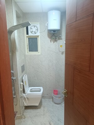 Bathroom in 2.5 BHK Apartment at Gardenia Gateway, Sector 75 – for Sale