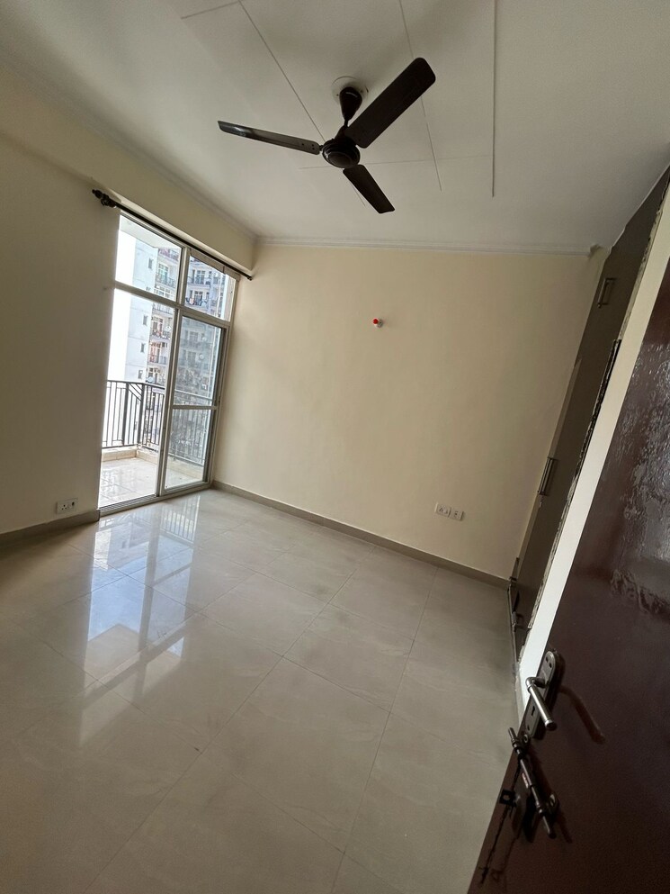 Room, gardenia-gateway 2.5 Bedroom 1265 Sq.Ft. Apartment In Sector 75 Noida 8624227