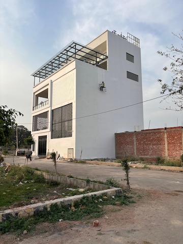  Plot – Exterior View View at Mohanlalganj - for Sale
